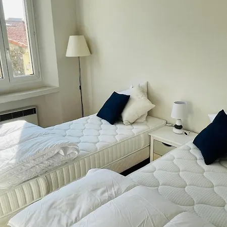 Old - Very Charming 1-bedroom Daire